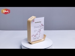 Marco fotográfico acrílico con base de madera en forma de L