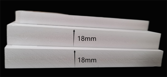 Superficie de alta dureza 1220*2440mm Placa de PVC de espuma blanca con precio competitivo