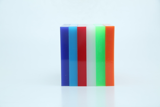 PMMA fundido Hojas de acrílico de diferentes colores Plástico de plexiglás barato para publicidad
