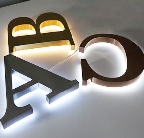 Señales acrílicas luminosas 3D personalizadas para exteriores para anuncios de tiendas de logotipos de mini cartas
