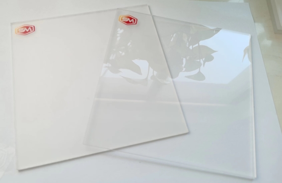 Plexiglás Hoja de acrílico transparente personalizable con buena dureza y brillo superficial