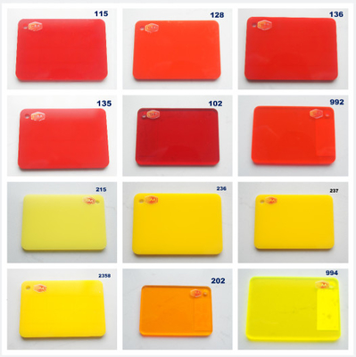 Hoja de acrílico de color rojo translúcido de acrílico personalizado para diseños únicos y personalizados Hoja de acrílico fundido de 3 mm