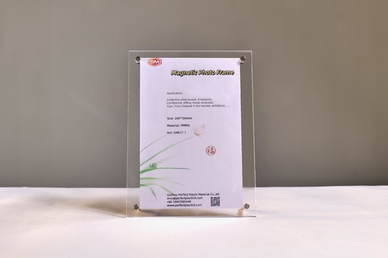 Display fotográfico acrílico con tornillos para retratos y paisajes