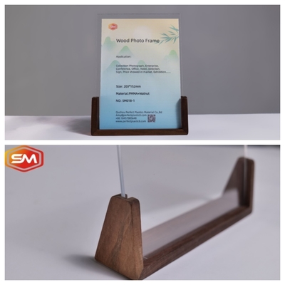 Marco fotográfico acrílico de alta definición con base de madera de nuez