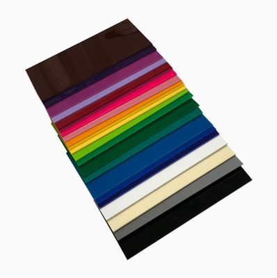 Lámina Acrílica de Alto Impacto Resistente y de Color Uniforme para Stands de Exhibición