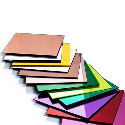 Hoja de acrílico de espejo de color anti-rasguños con corte personalizado disponible para el revestimiento del mostrador de barras Panel de espejo PMMA